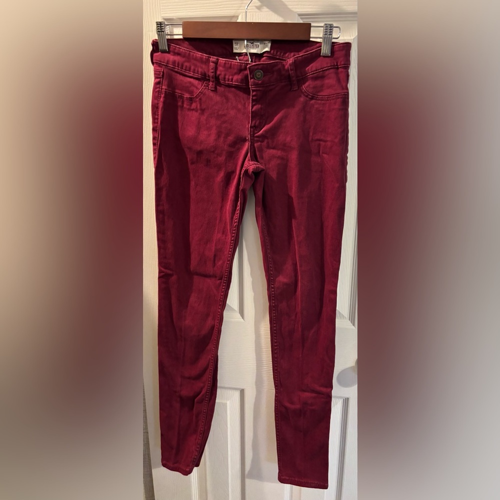 Hollister Women's Burgundy Skinny Jeans